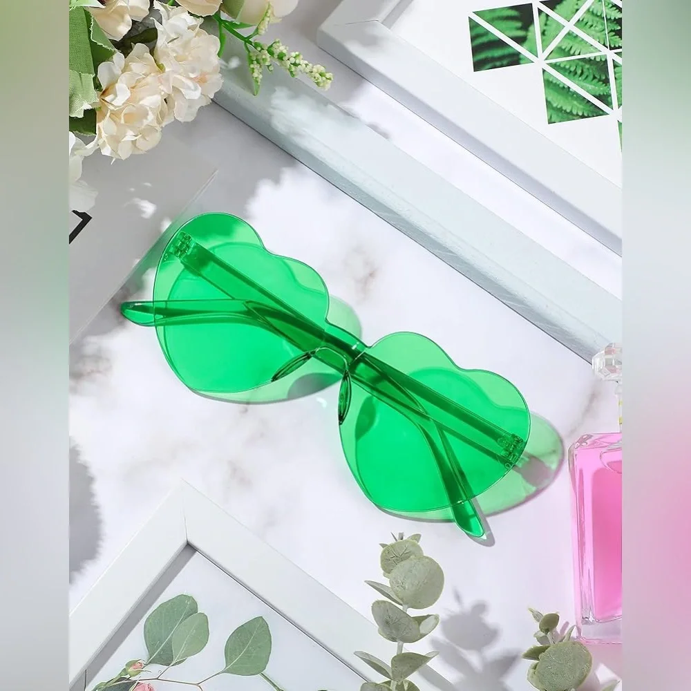 New Heart Shaped Frameless Plastic Sunglasses, Color Neon Green